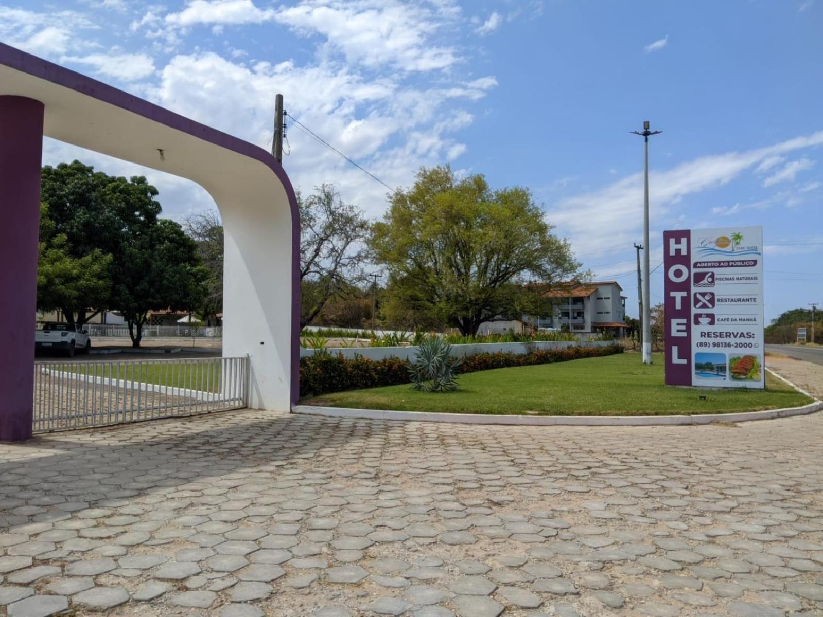 Gurgueia Park Hotel Cristino Castro Exterior photo