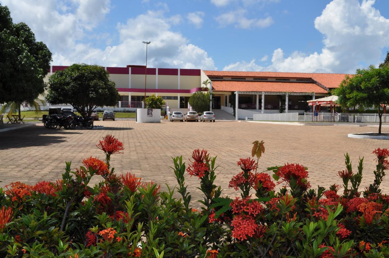 Gurgueia Park Hotel Cristino Castro Exterior photo